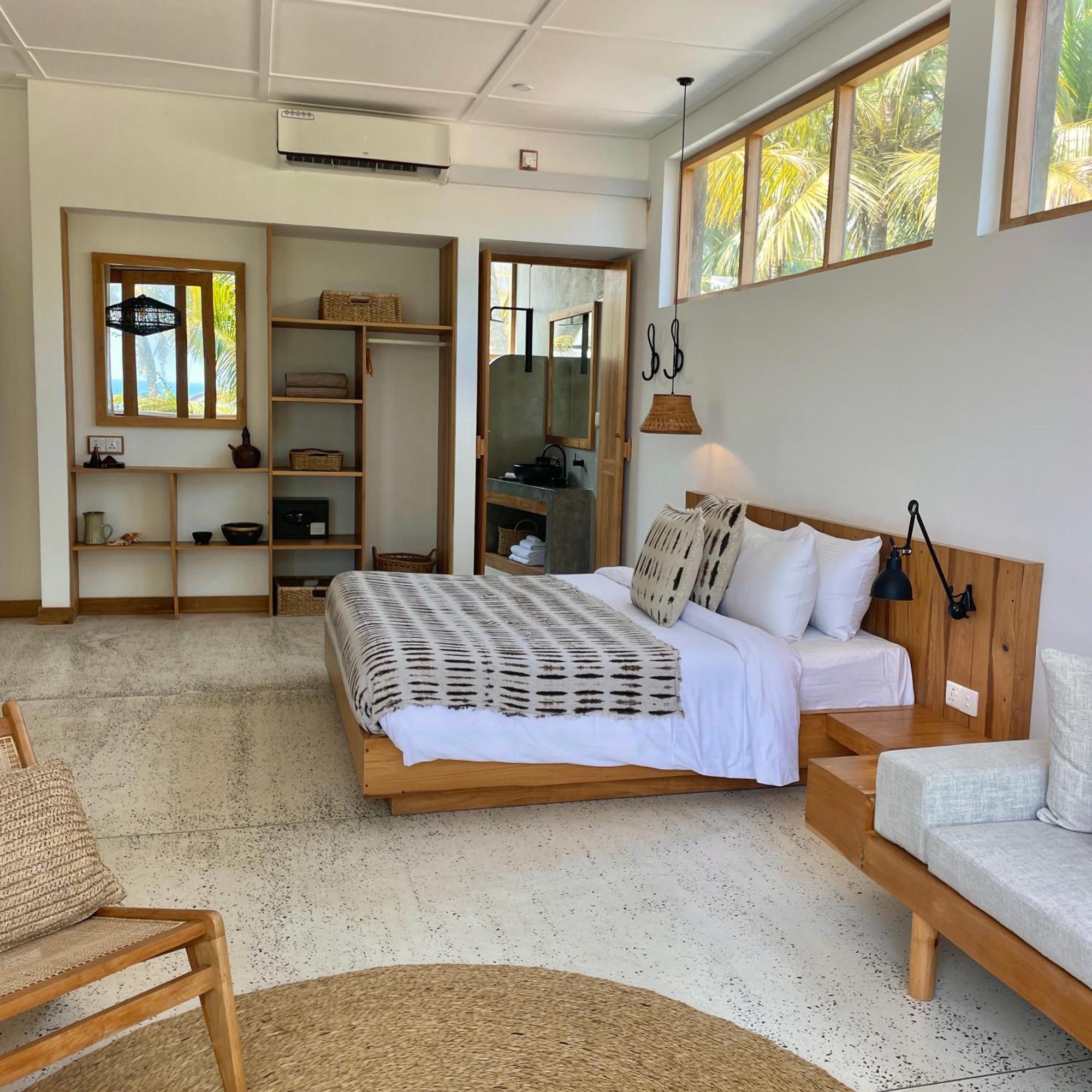 La Playa Beach Club Dikwella Bagian luar foto