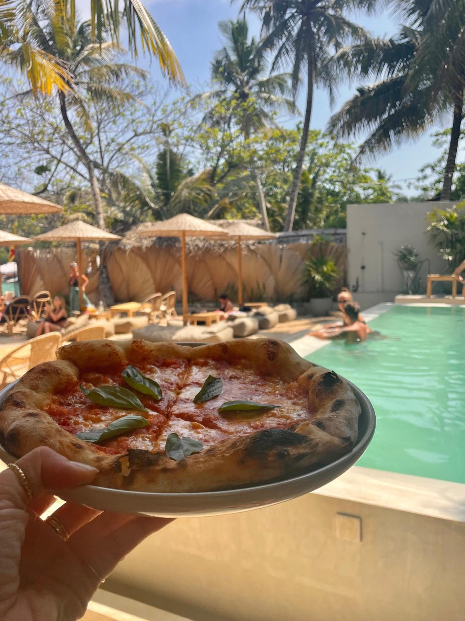 La Playa Beach Club Dikwella Bagian luar foto